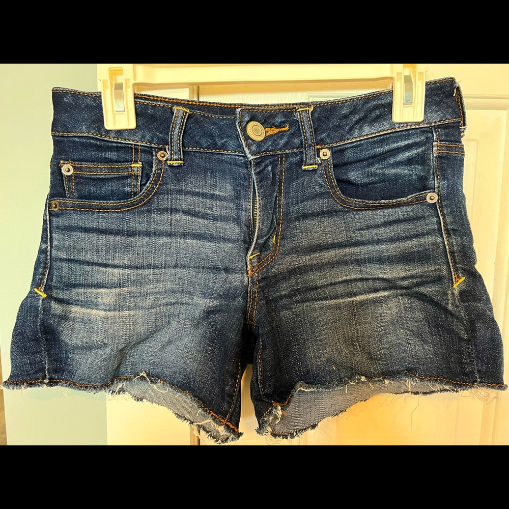 American eagle shorts size 4 GUC